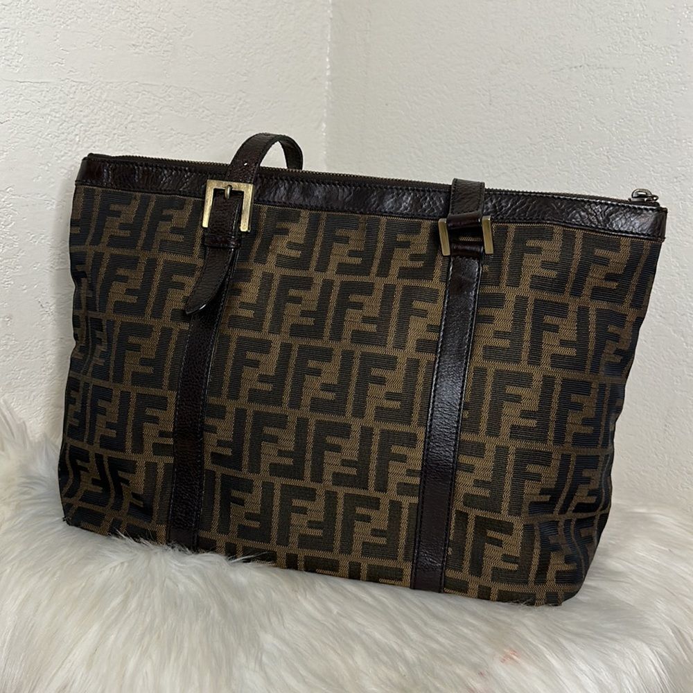 💯Authentic Fendi Zucca Tote Handbag🍀 - Picture 16 of 17